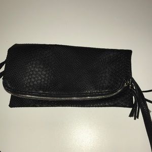 Fake snake skin black crossbody